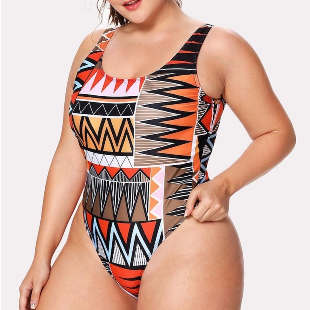 *PLUS SIZE* women’s 1 pc